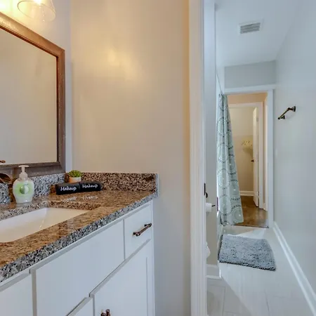 Walk About Hillsboro Village, 9 Mins To Downtown! Apartment *