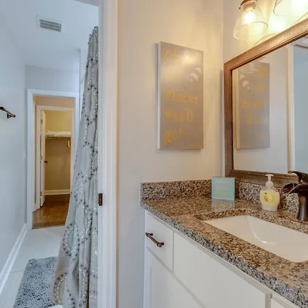 Walk About Hillsboro Village, 9 Mins To Downtown!