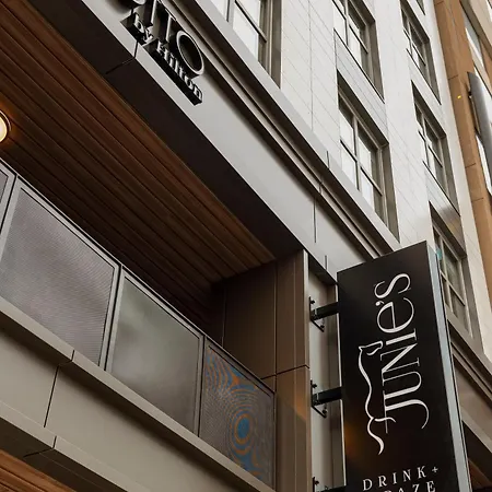 Hotel Motto By Hilton Downtown