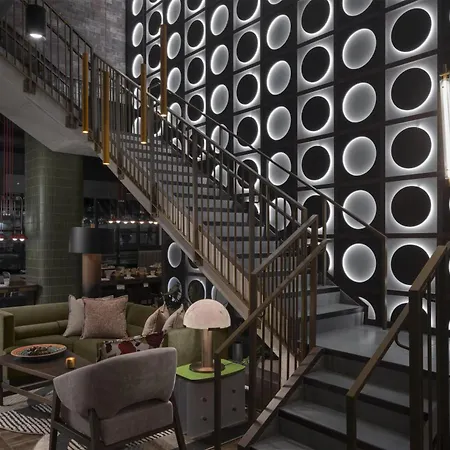 Motto By Hilton Downtown 4*