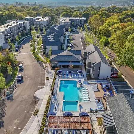 Landing Amazing 1Bd Pool Gym Apartment *