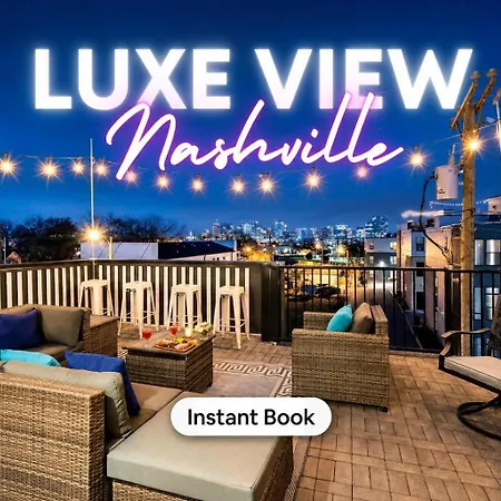 New Luxe 4br 12 Beds - Roofdeck Views - Chefs Kitchen