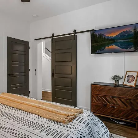 Holiday home Johnny And June House - Walk To Bars Quick Uber To Downtown Nashville