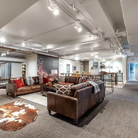 Honky Tonk 6 Bedroom By Maddox
