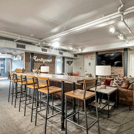 Honky Tonk 6 Bedroom By Maddox Apartment Nashville