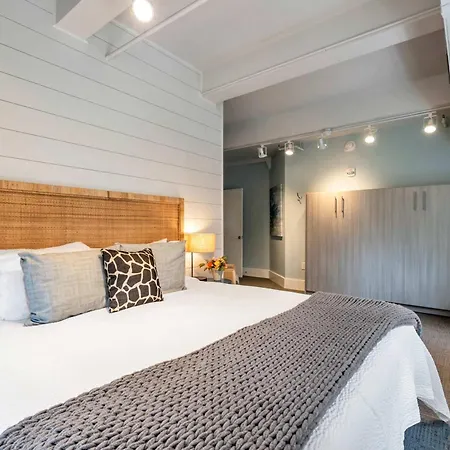 Honky Tonk 6 Bedroom By Maddox *