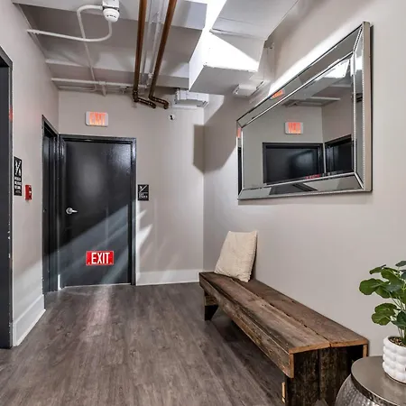 Honky Tonk 6 Bedroom By Maddox Apartment