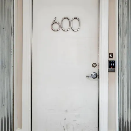 Honky Tonk 6 Bedroom By Maddox Apartment Nashville