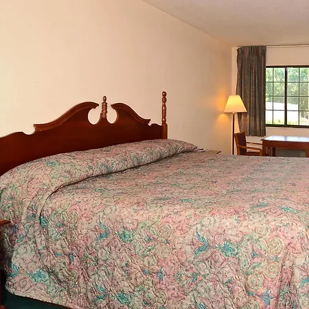 Rodeway 2* Nashville