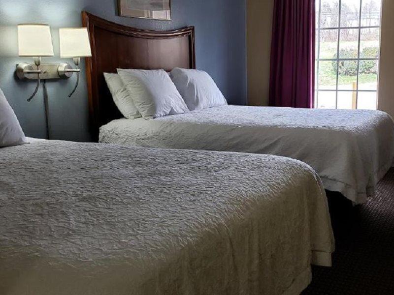 Vista And Airport East Nashville