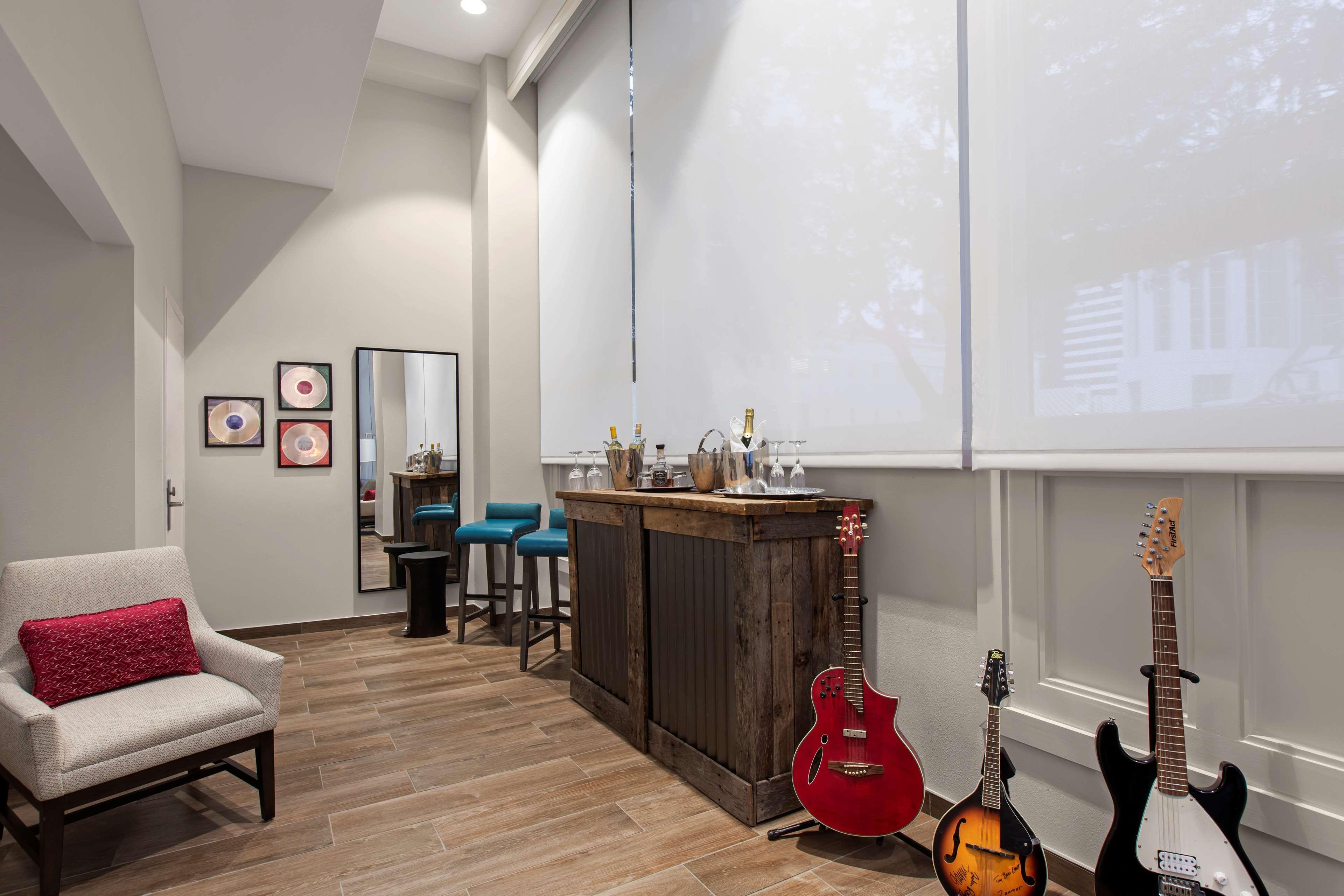 Hotel Homewood By Hilton Downtown Nashville