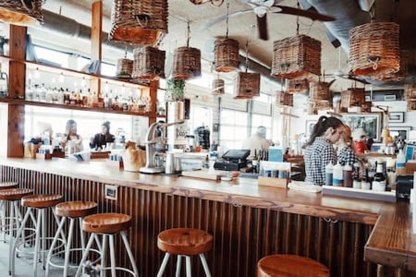 Large Patio, Rooftop Deck And Garage, 3 Miles To Broadway *