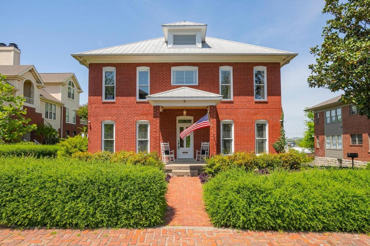 Summer End Sale Prime Location Nashville