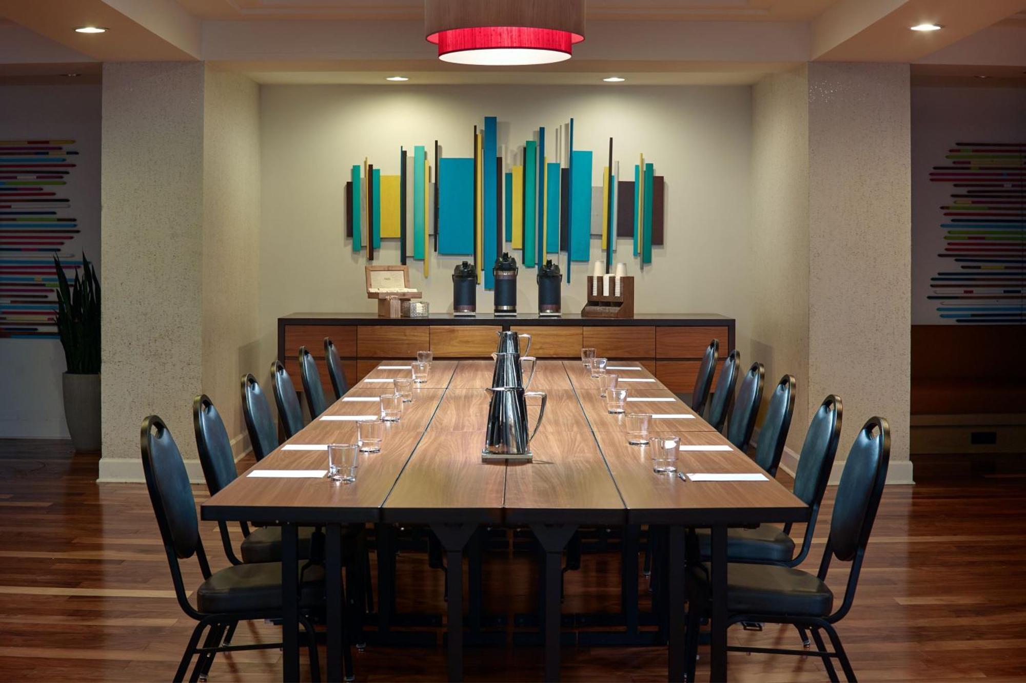 Hotel Sheraton Grand Downtown 4*