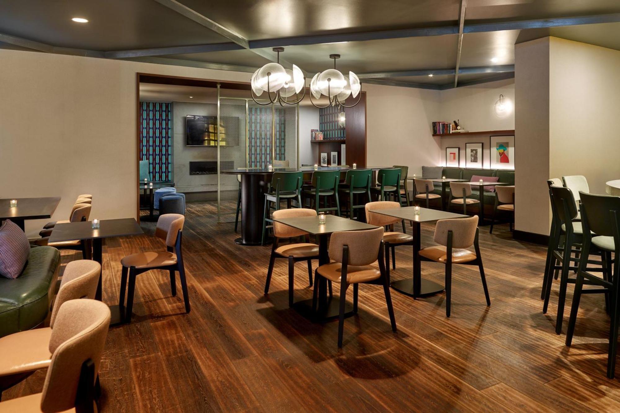 Hotel Sheraton Grand Downtown