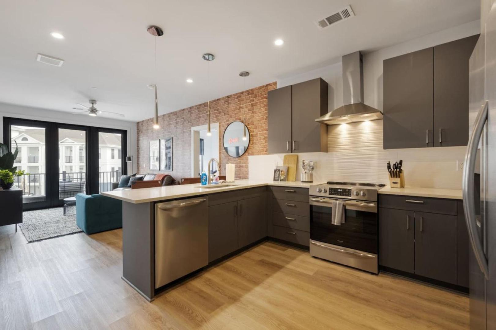 Holiday home Walk To Nightlife, Vanderbilt, Minutes To Broadway Nashville