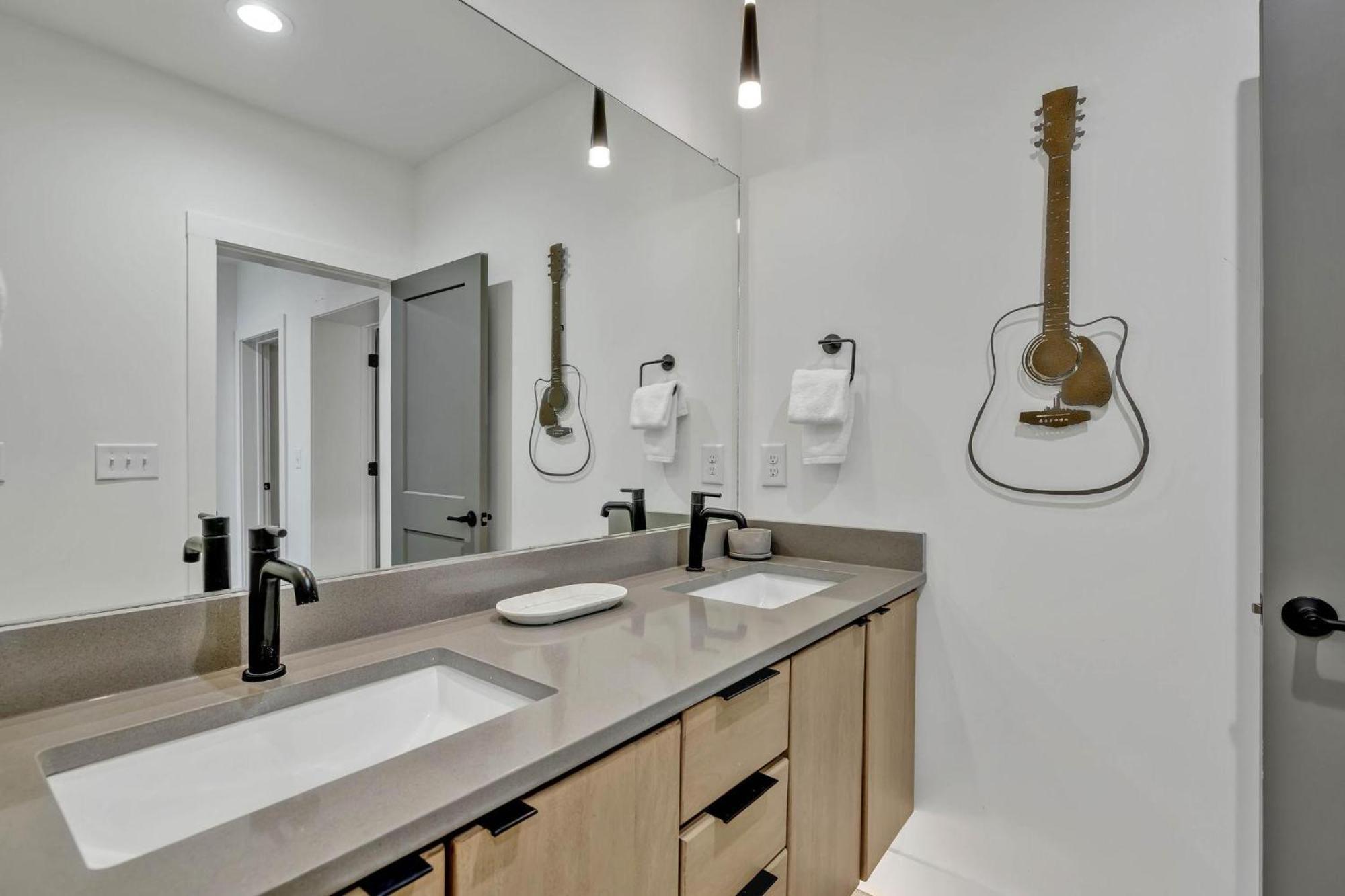Holiday home Euphony - Designer Furnishings - 5 Mins To Broadway Nashville