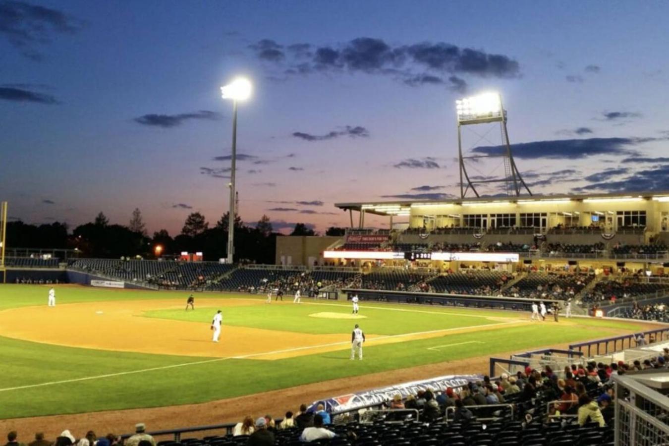 Luxury Riverview With Patio Walk To Broadway Nashville