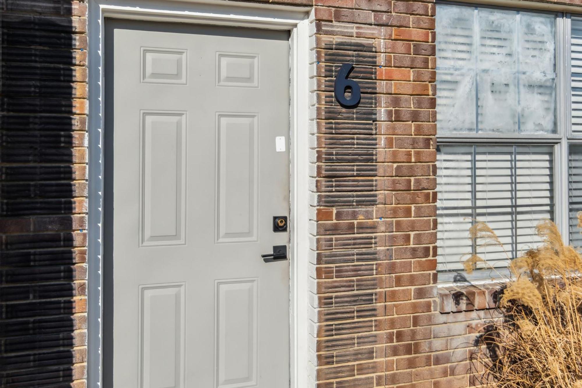 Brentwood S I Cozy & Comfy I 2bd 15 Bth