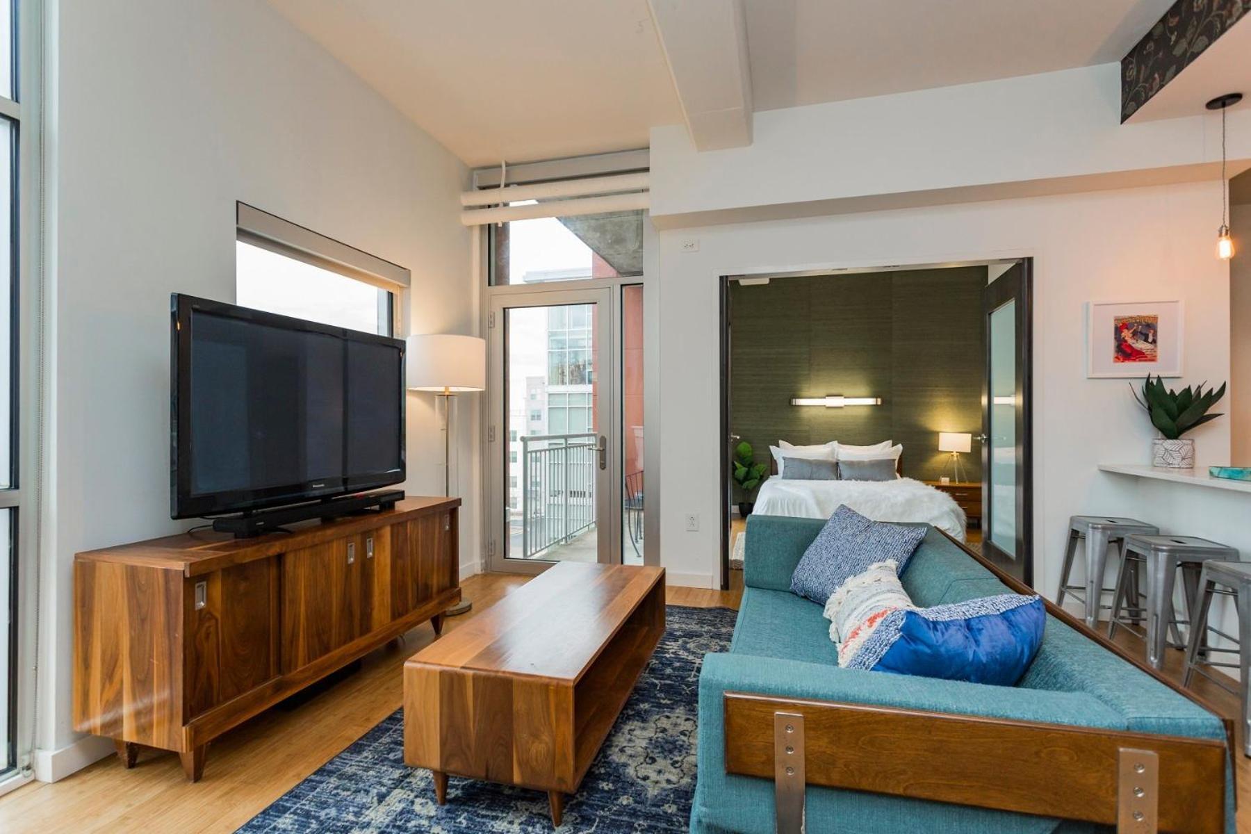Artsy Retreat 30day Min W Wifi Ac Parking Tv Furnished Rooftop 3455