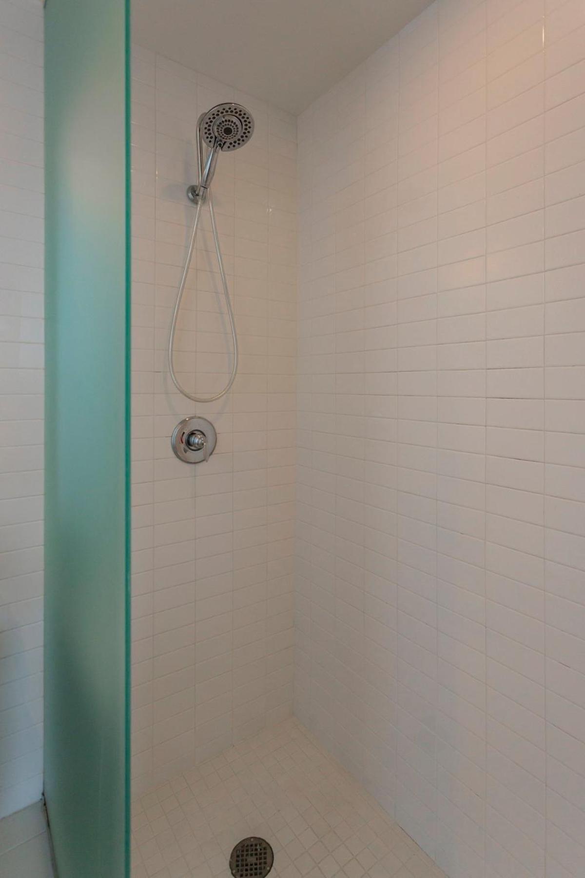 Artsy Retreat 30day Min W Wifi Ac Parking Tv Furnished Rooftop 3455 Nashville