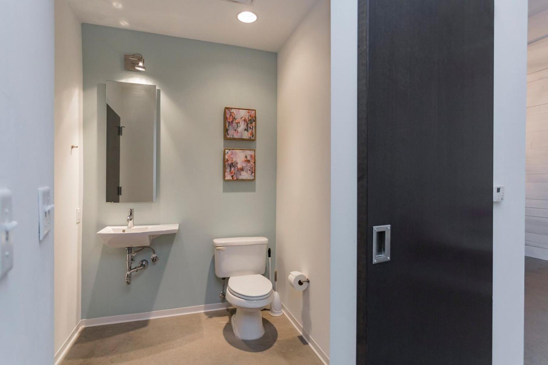 5m412- Sophisticated 1br Nashville