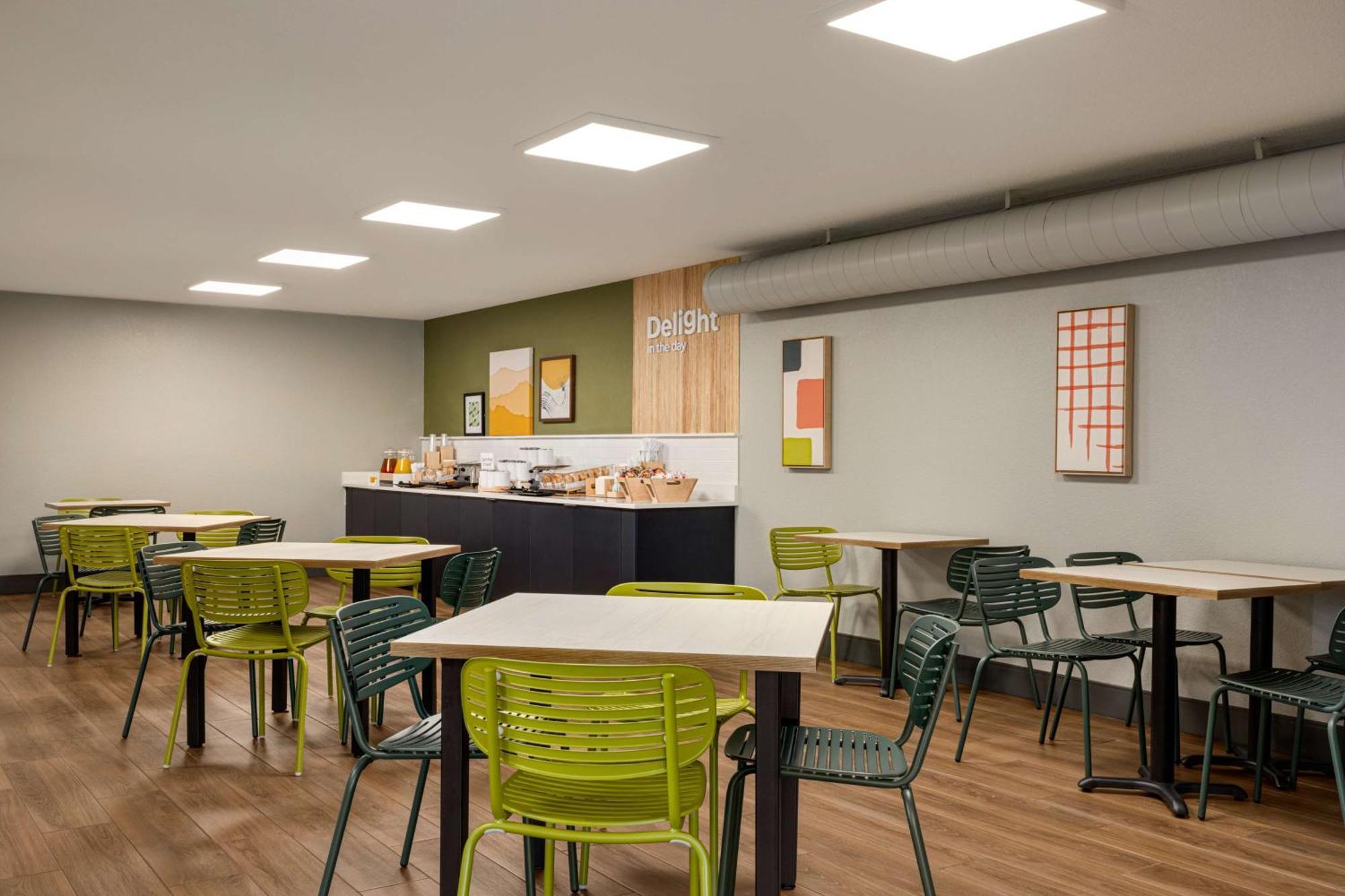 Spark By Hilton At Opryland 3*