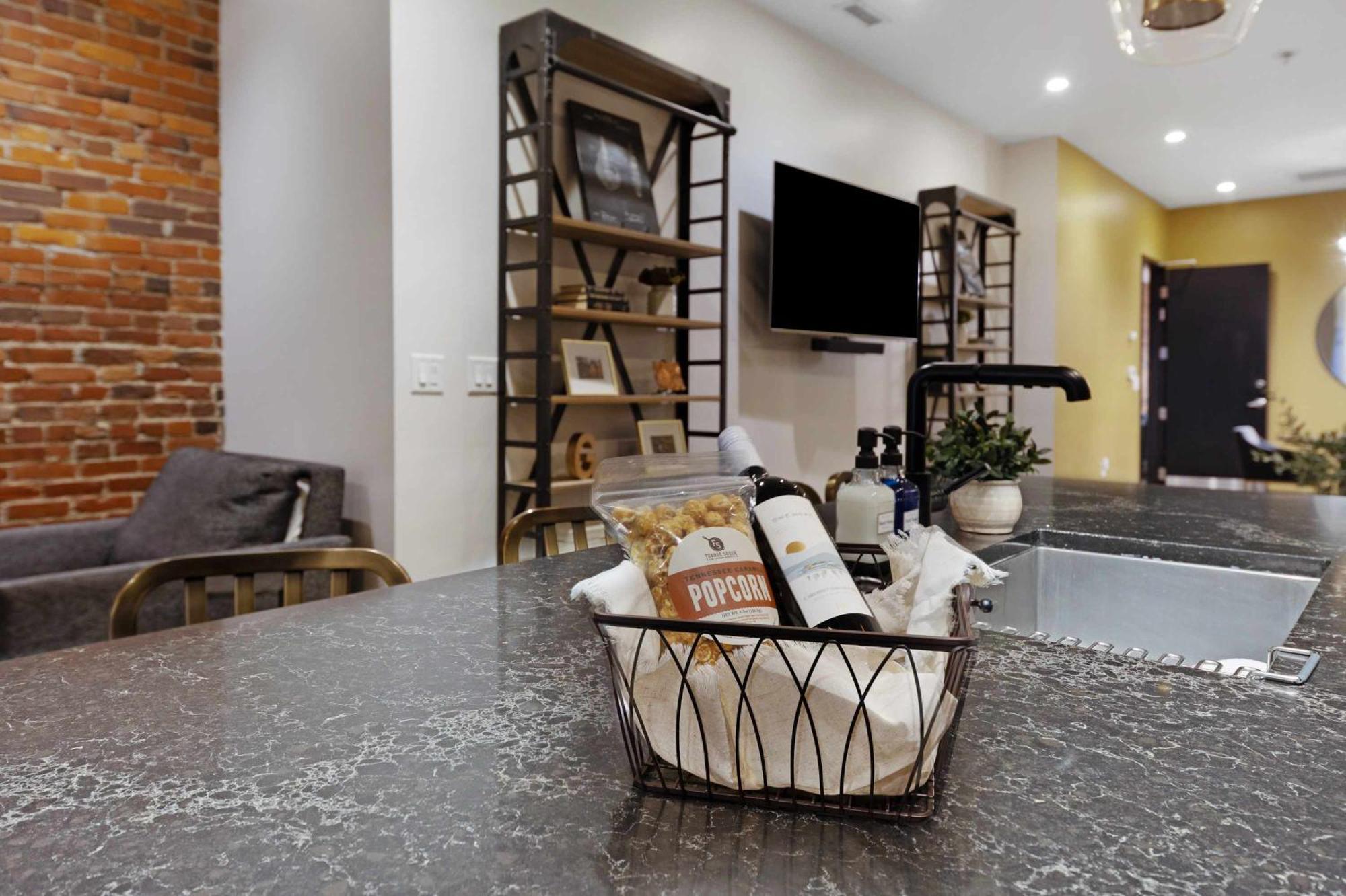 French's Luxury - Steps From Broadway Holiday home *