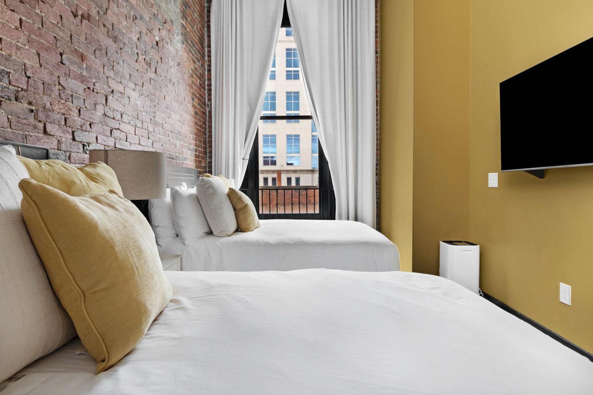 French's Luxury - Steps From Broadway Nashville