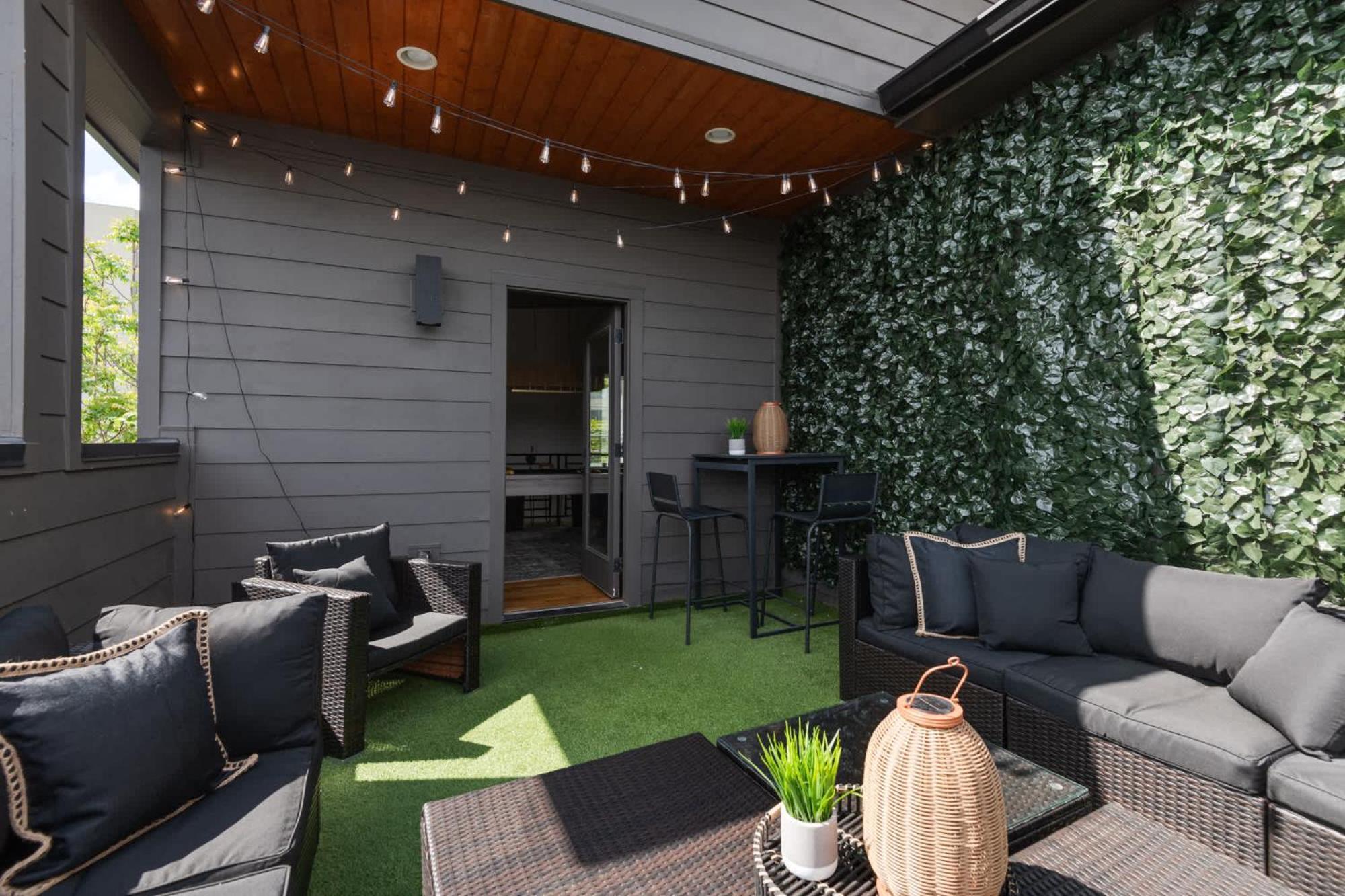 Holiday home The Gambler - 9 Beds And Mins To Downtown *