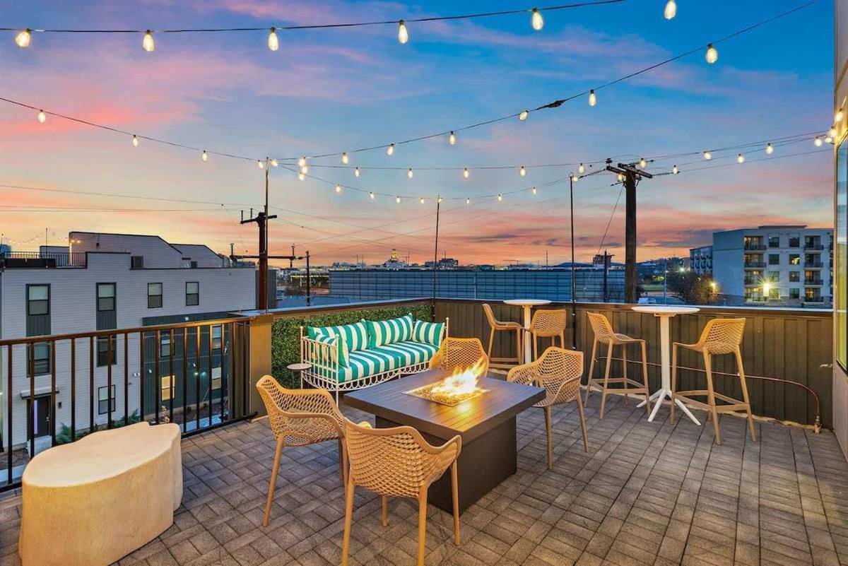 The Southern Lady & Gentleman - Rooftop Patios Holiday home *