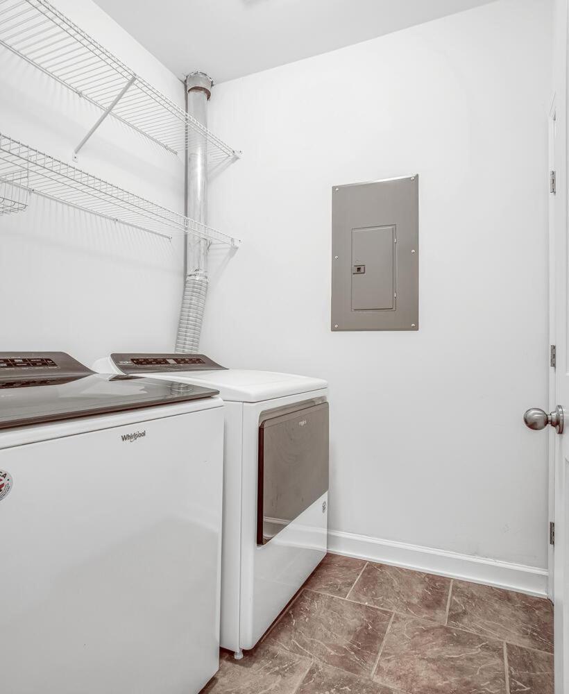 Holiday home The Elliott By Local *