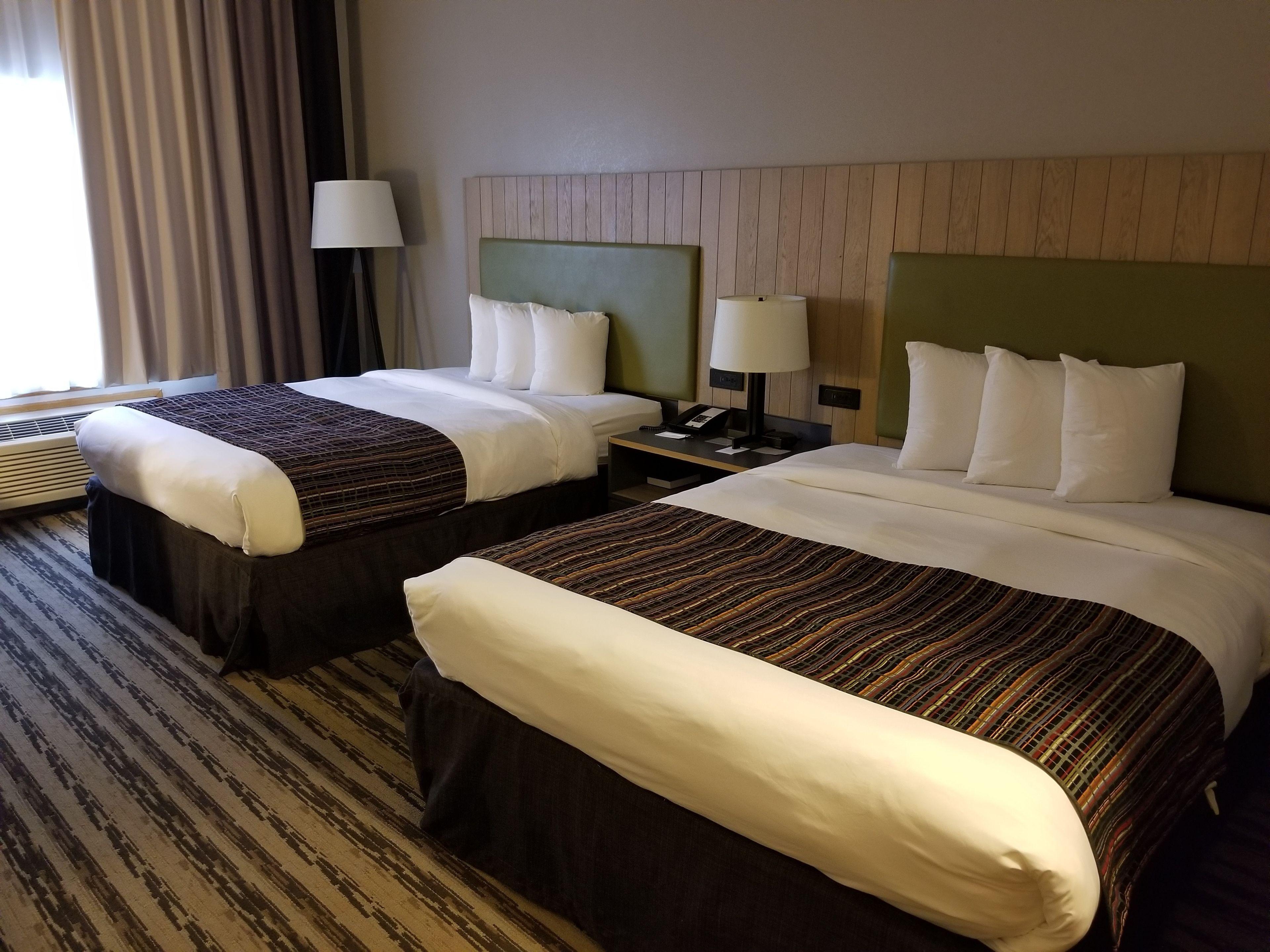 Country & By Radisson, Airport East, Tn 3*