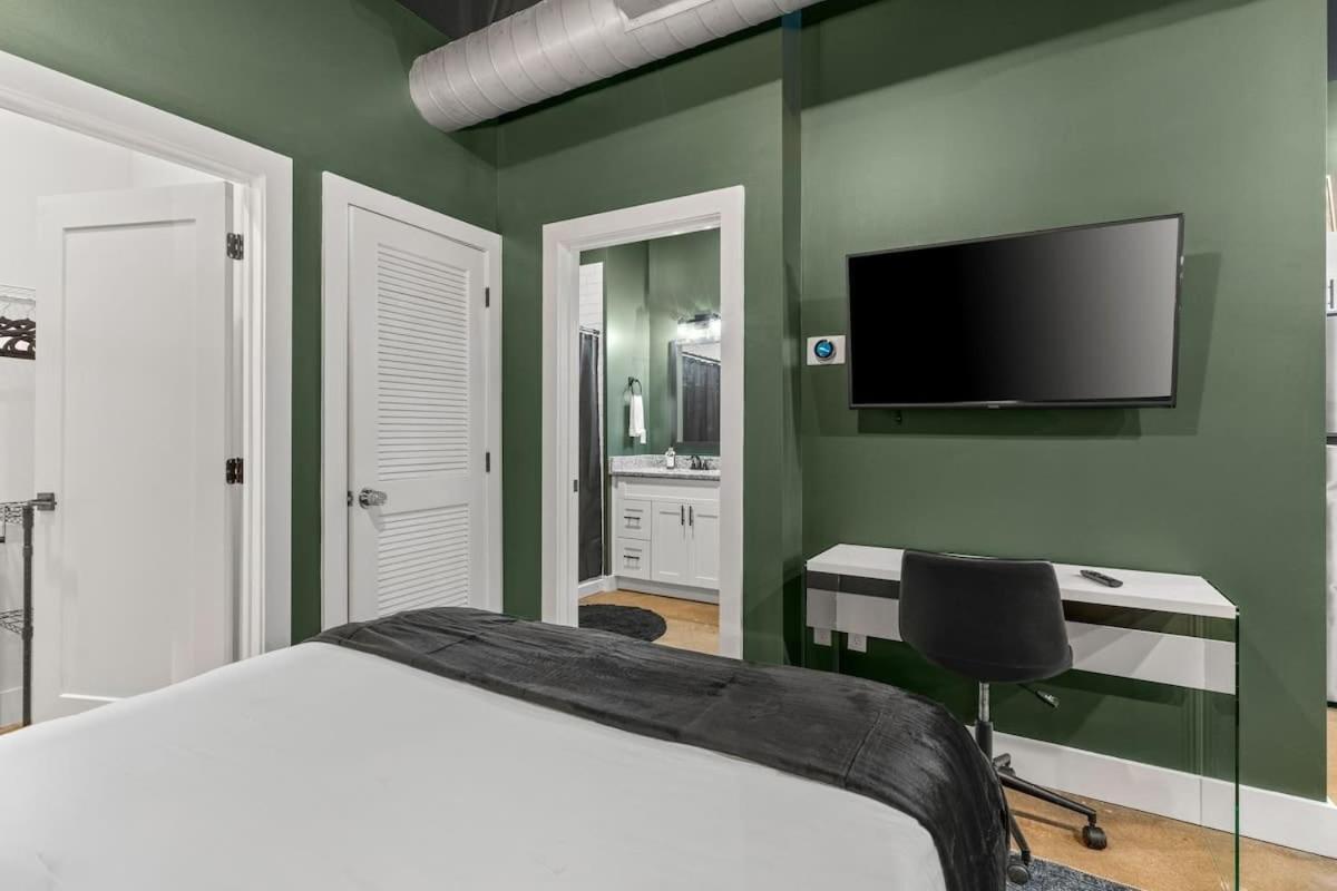 Martini Bar Speakeasy 10min To Broadway * Nashville