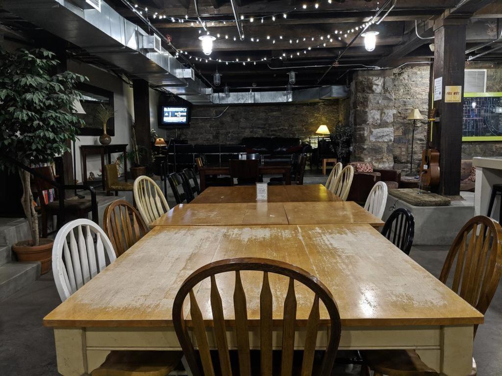 Downtown - Adults Only Nashville