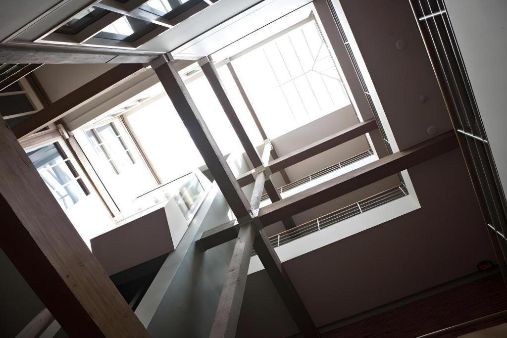 Downtown - Adults Only *