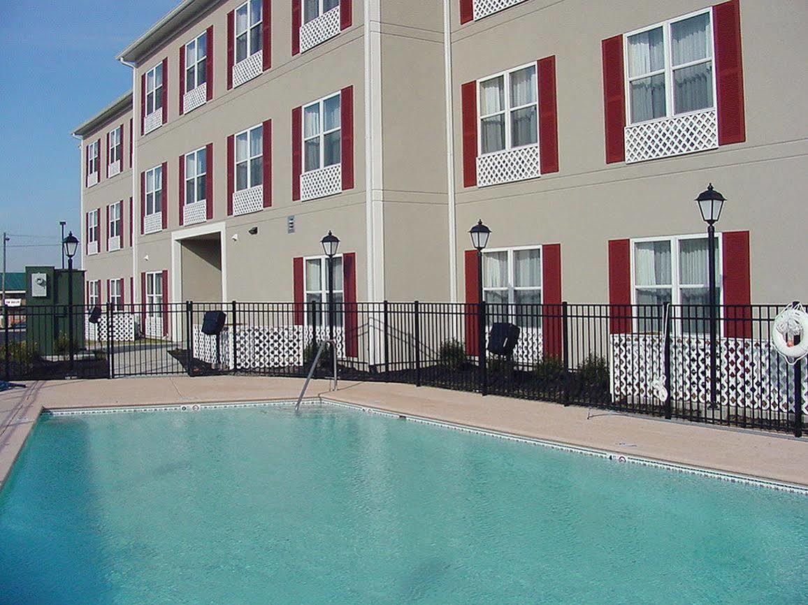 Country & By Radisson, Airport East, Tn Hotel Nashville