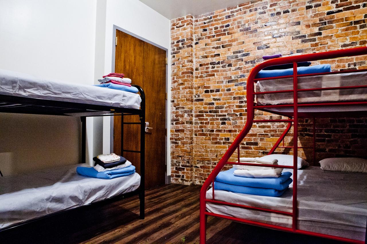 Hostel Downtown - Adults Only *