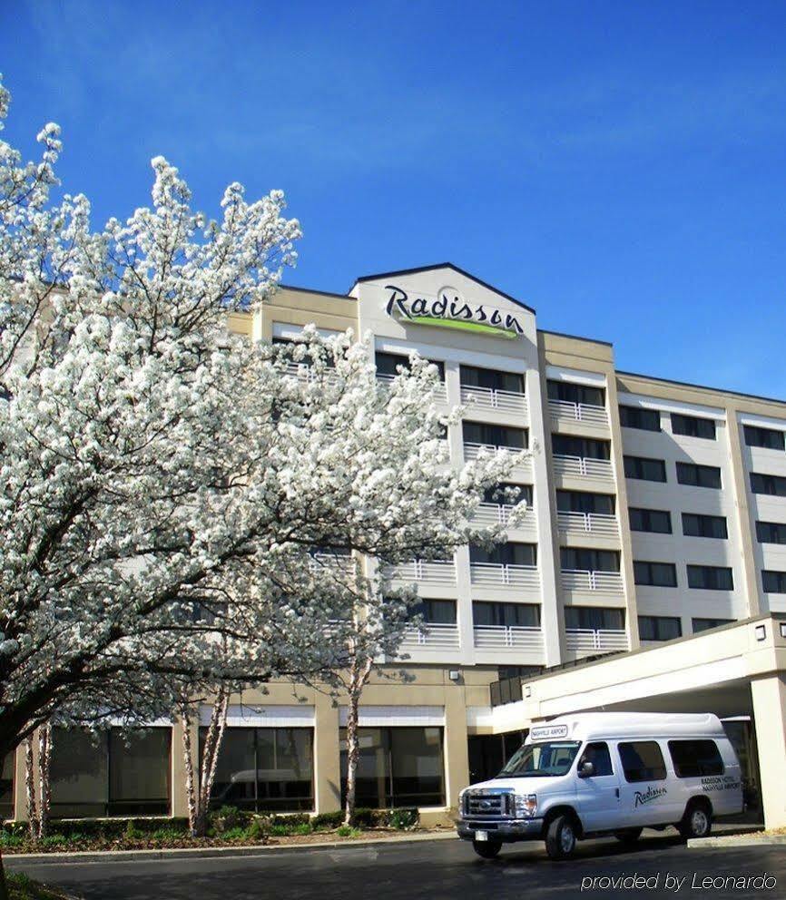 Hotel Radisson Airport 3*