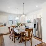 Apartment Creative Way Village - Holidays *
