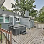 Quiet Nashville Area Home W/ Pool - 15 Mi To Dtwn