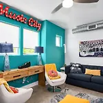 Make Music Holiday home Nashville