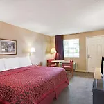 Days Inn by Wyndham Joelton/Nashville