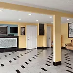 Super 8 by Wyndham Whites Creek/ Nashville NW Area