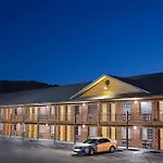 Super 8 by Wyndham Whites Creek/ Nashville NW Area