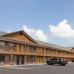 Super 8 by Wyndham Whites Creek/ Nashville NW Area