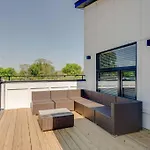 Luxury Downtown Nash/roofdeck/11 Beds Holiday home *