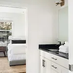 Holiday home The Hart By Avantstay