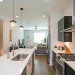 Holiday home Luxury Townhome Skyline Views Mins To Dt Nashville