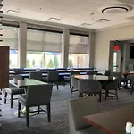 Hotel Hilton Garden Airport 3*